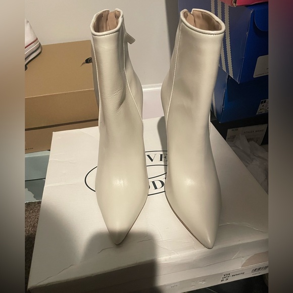 Via Off White Leather High Heel Ankle Boots - Picture 5 of 9